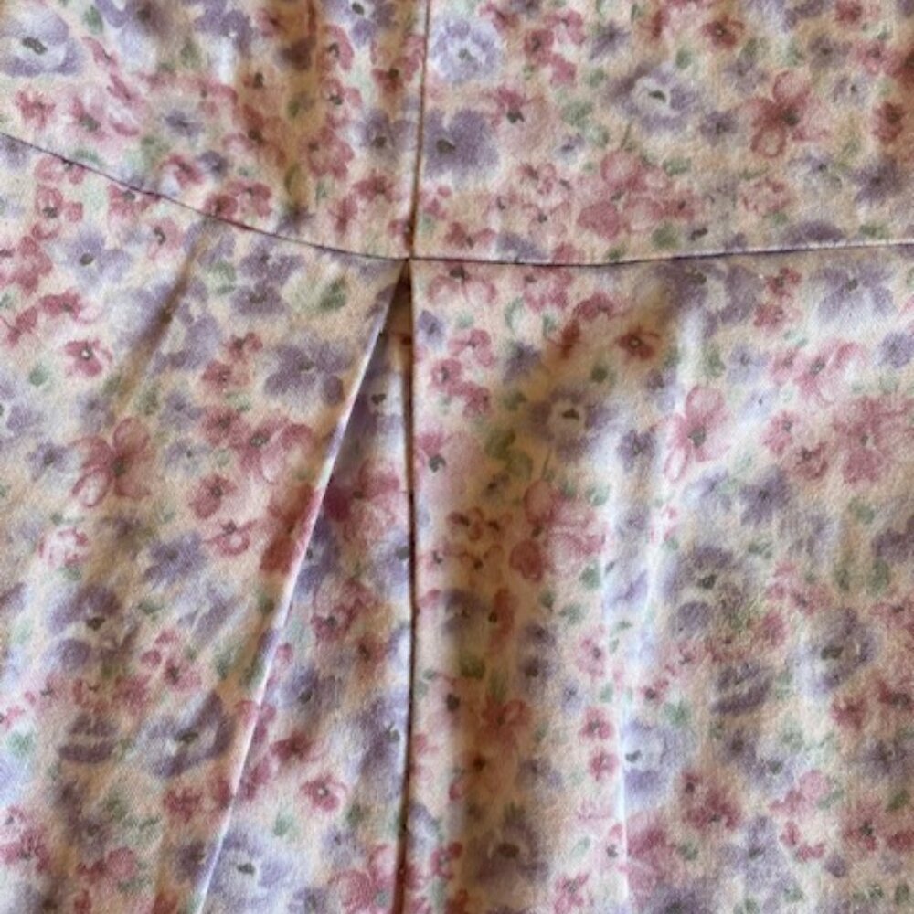 Dress - Picture 3 of 5